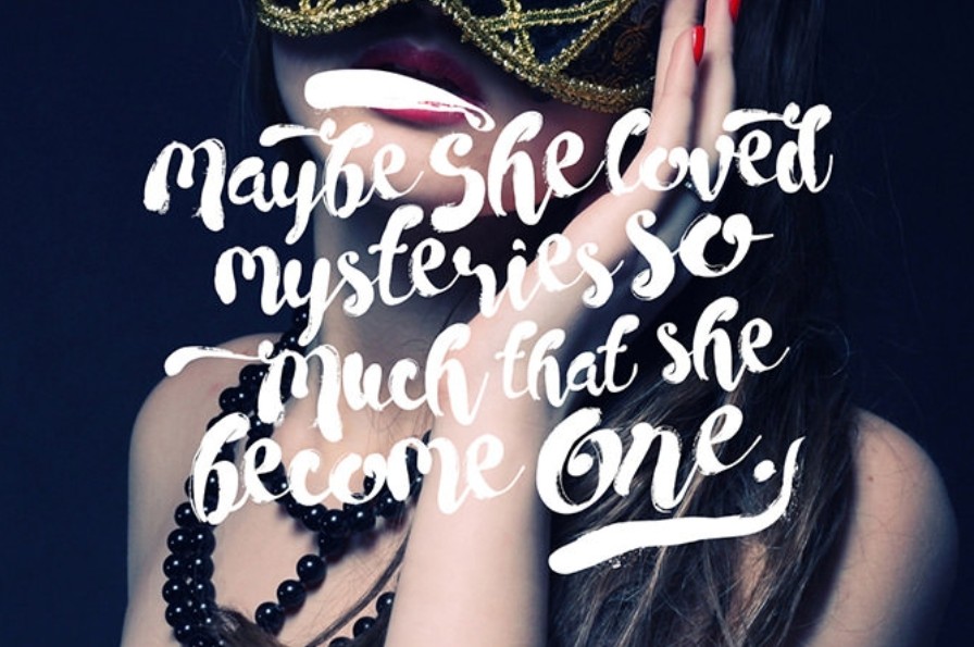 Morracle Brush Font