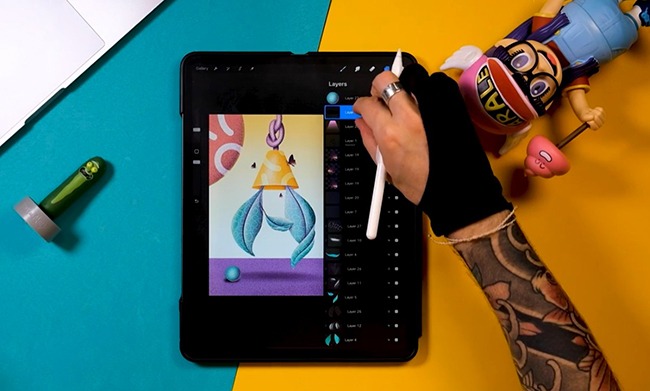 Learn how to create a grainy plant illustration in Procreate with this step-by-step tutorial