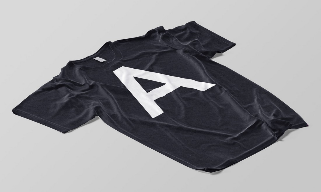 Free Changeable T-Shirt Mockup PSD